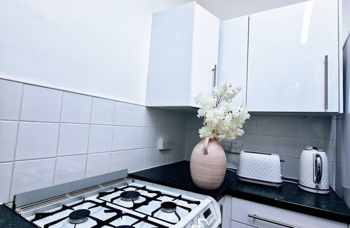 Homerton Apartment | London - 1 Bedroom - 1 Bathroom - WiFi