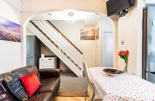 Roehampton House | London Home with Garden Near Richmond Park