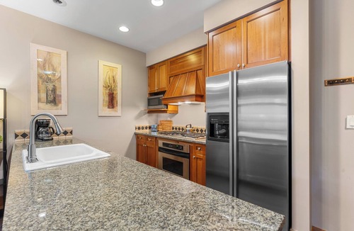 River Run Apartment | Lone Eagle #3017 by Summit County Mountain Retreats
