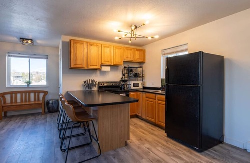 Draper House | Lone Peak View | Pickleball + Putting Green