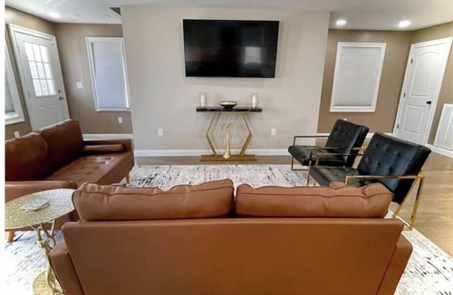 Long Beach House | Long Beach NY Modern Retreat, Walk to the Beach