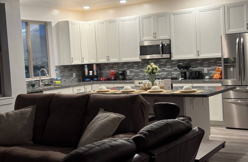 Winnemucca House | Long or Short Term corporate housing in a quiet area with view of Winnemucca.