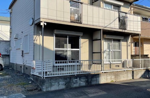 Ageo Apartment | Long-term stays welcome! FREE Parking & bicycle Entirely private rental townhouse for up to 5 people, 17 minutes walk from station, 45 minutes direct to Tokyo