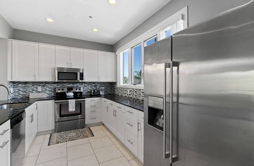Whitney Beach House | Longboat Key Escape – Cedars East #603 by RVA