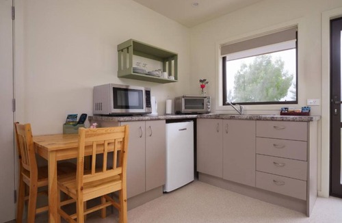Mosgiel Apartment | Longbourne Lodge