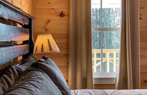Meacham Cabin | Longfellow a Traditional Cabin