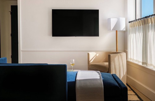 Parkside Hotel | Longfellow Hotel