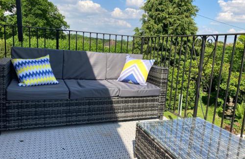 Bartley Apartment | Longwood Forest Apartment