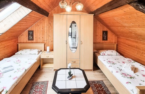 Waltersdorf Apartment | Look forward to a wonderful vacation close to nature in this vacation apartment.