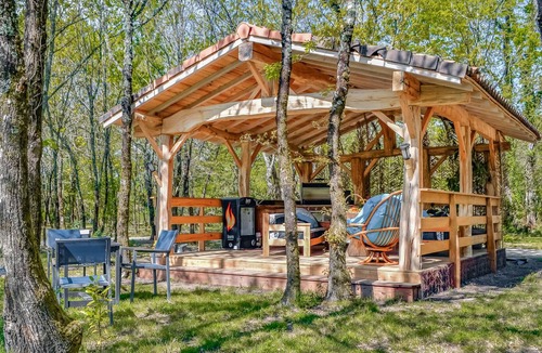 Queyrac House | Look forward to unforgettable nature experiences in this inviting vacation home with pool access.