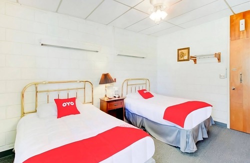 Drumright House | Look No Further! 4 Posh Units, Free Parking, Pets Allowed, Near Tidewater Winery