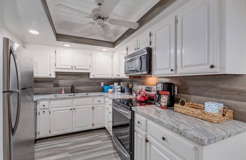 Camelback East Condo | Look No More, Biltmore! 30ni min. Golf Galore!