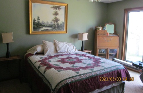 Hudson House | Looking for a Staycation vacation home on the St. Croix River?