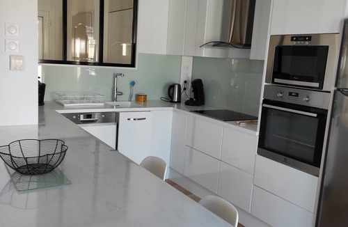 Mailhac Villa | Looking for authenticity, sun, swimming pool, relaxation with family or friends?