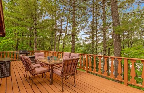 Mercer House | Loon's Landing
