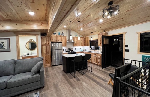 Whipholt Cabin | Loon's Nest: Lakefront Boutique Cabin on Leech Lake with Private Dock & Lift