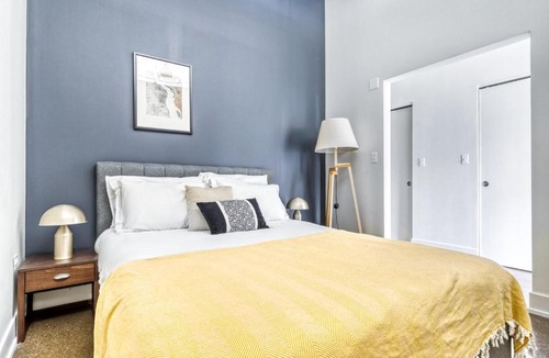 The Loop Apartment | Loop 1BR w Lounge Rooftop nr Art Institute CHI-103