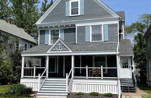 Lorain Apartment | Lorain - 2Bed1Bath Central AC, PET friendly