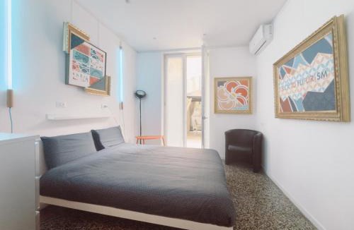 Albaro Apartment | Lord Nelson Morgan's Studio