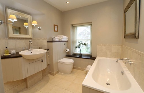 Box Bed & Breakfast | Lorne House