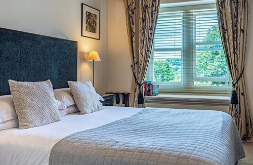 Box Bed & Breakfast | Lorne House