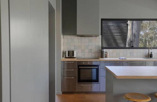 Lorne House | Lorne Tree Top Escape