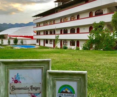 Caraz Hotel | Los Alamos