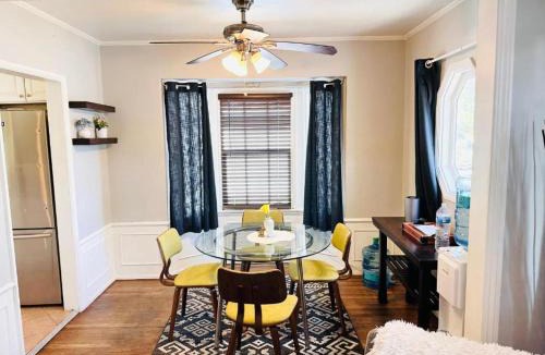 East Pasadena House | Los Angeles Home Located in Beautiful Pasadena
