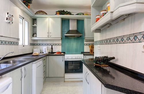 Urbanizacion Marbessa Villa | Los Arcos beachfront Villa with private swimming Pool