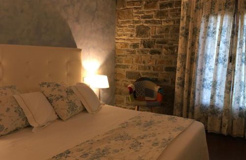 Ainsa-Sobrarbe Hotel | Los Arcos