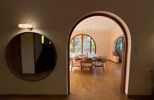 Annonay House | Los Arcos