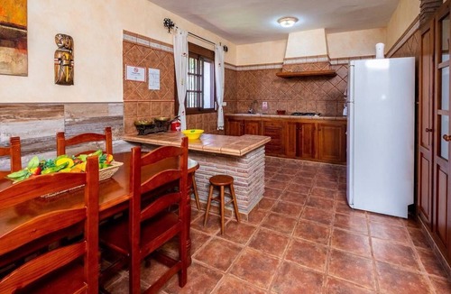 Zahora House | Los Canos de Meca: House with A/C, paddle tennis court, WIFI, in Caños de Meca