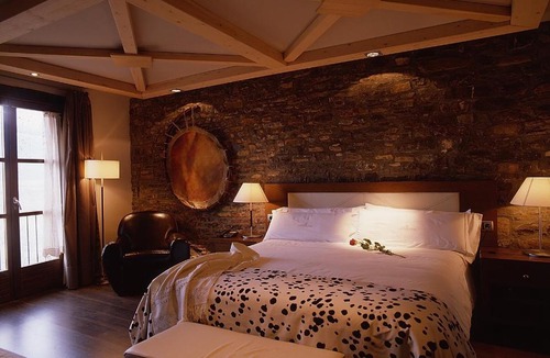 Ainsa-Sobrarbe Hotel | Los Siete Reyes