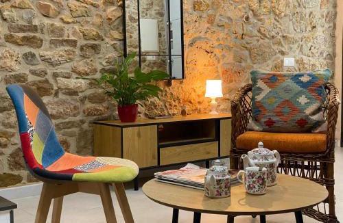La Senia House | Los tres castells