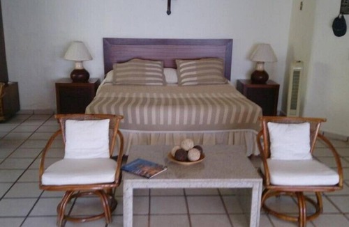 South Hotel Zone Hotel | Los Tules Private 2BR Condo with Pool and Local Attractions