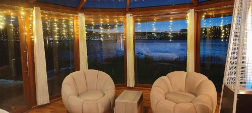 Puno Hotel | Los uros Isla atardecer
