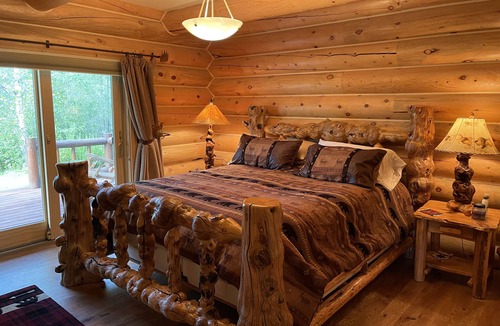 North Meadow Creek Cabin | Lost Bear Ranch