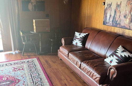 Northeast Michigan Ski Chalet | Lost Pines Lodge - Little A - Cabin 2 - Pet Friendly