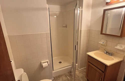 Northeast Michigan Cabin | Lost Pines Lodge - Uncle Sam - Cabin 1 - Pet Friendly