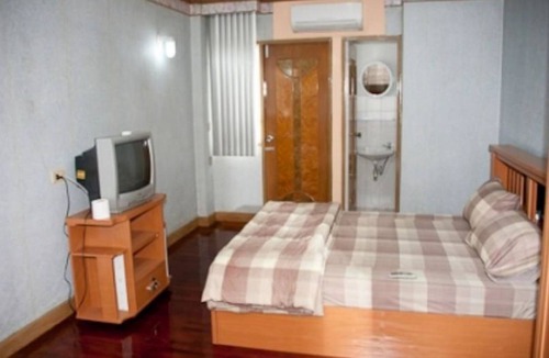 Pak Kret Hotel | Lotus Condo Downtown