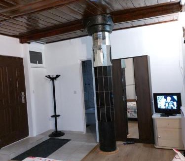 Adancata House | Lotus