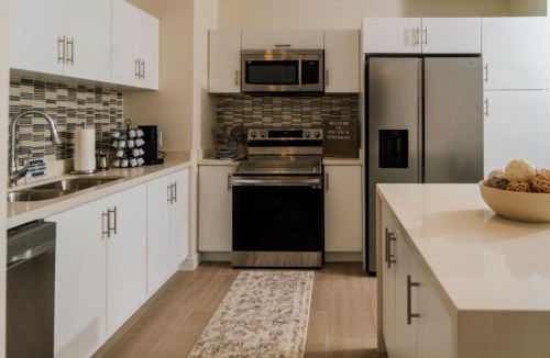 Little Battaleys Apartment | Lou Lou's Hideaway