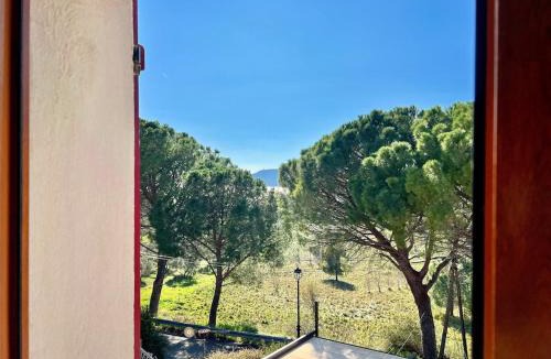 Miramas le Vieux Apartment | Lou Miradou 1 - Vieux village médiéval, Cosy, Clim, 2 personnes