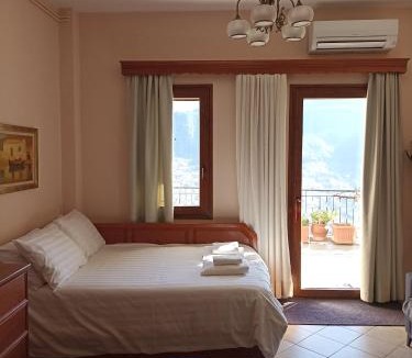 Metsovo Apartment | LOUNA