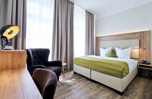 Wandlitz Hotel | Loungehotel Seeterrassen Wandlitzsee