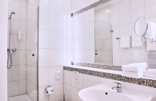 Wandlitz Hotel | Loungehotel Seeterrassen Wandlitzsee
