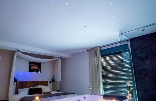 Victor Hugo - Saint-Augustin Bed & Breakfast | Love Loft