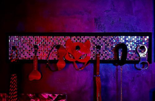 Sector 4 Apartment | Love Room