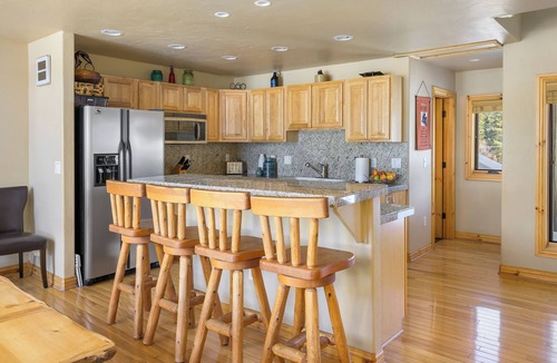 Fraser Condo | ♡ LOVE THIS PLACE! Spruce Ridge 708C | Valley Views | Private Hot Tub | Large & Spacious