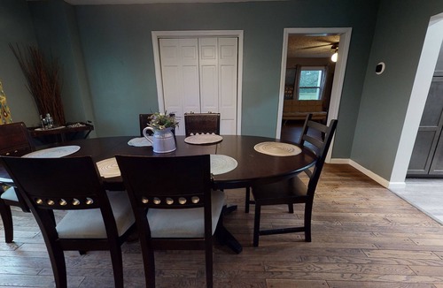 Loveland House | Loveland Farmhouse · 4BR Retreat w/Pool